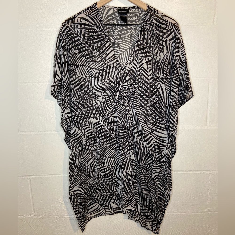 ⭐️ Cover 2 Cover Jungle Print Black White Leaf Print Beach Cover up size XS